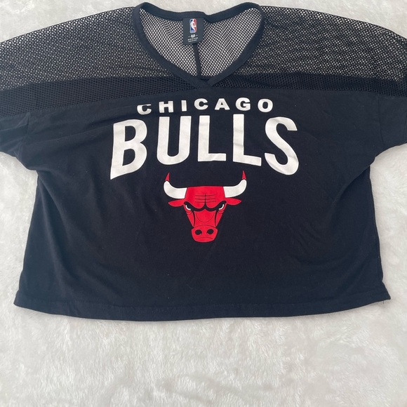 NBA Chicago Bulls black red mesh cropped boxy tshirt sz Medium #66 basketball - Picture 3 of 8